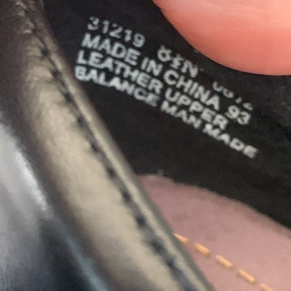 Clark’s Levee Delta Black Leather Cushioned Pump Heel Size 8.5N - Picture 6 of 7